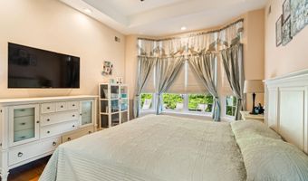 11 JUMPING BROOK Ln, Barnegat, NJ 08005