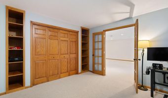 1300 26TH St SW, Austin, MN 55912