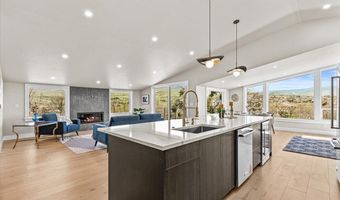 852 Oak St, Ashland, OR 97520