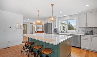 50 Champagne Cir, Campton, NH 03223