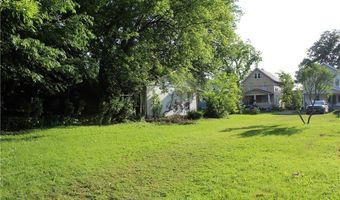 323 Fox Dr, Ashtabula, OH 44004