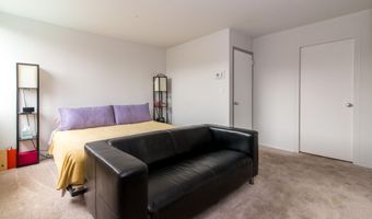 1050 Wall St 3C, Ann Arbor, MI 48105
