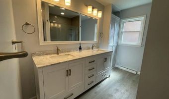 307 N Van Buren St, Auburn, IN 46706