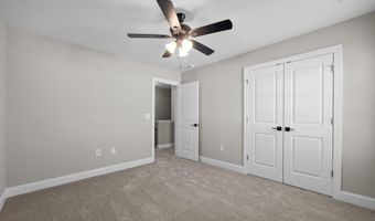 853 Mulligan Dr, Ayden, NC 28513