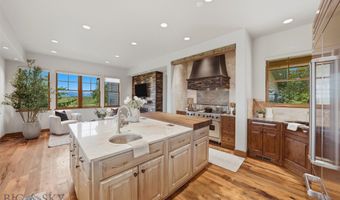 390 Hayrake Ln, Bozeman, MT 59715