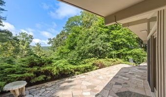 240 Laurel Heights Rd, Highlands, NC 28741