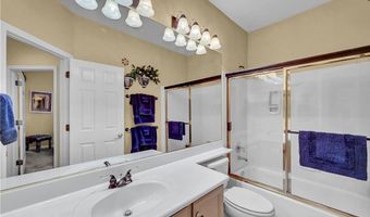216 Chestnut Ridge Cir, Henderson, NV 89012