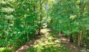 99 Pottersville Rd, Little Compton, RI 02837