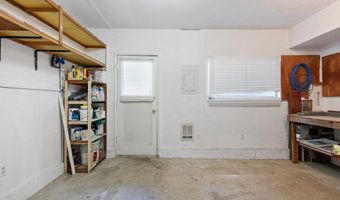24822 SERTIC Rd, Veneta, OR 97487