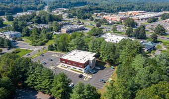 22 Dale Rd, Avon, CT 06001