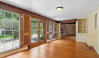 765 Longwood Dr, Baton Rouge, LA 70806