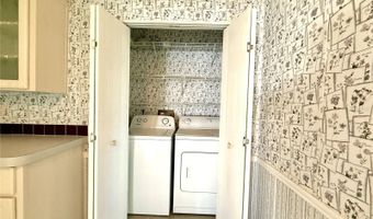 209 N SAINT THOMAS Cir, Apollo Beach, FL 33572