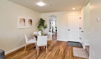 421 HARRIS Ln, Oregon City, OR 97045