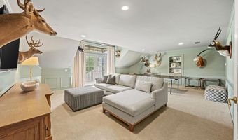 3 Meadowlake Dr, Heath, TX 75032