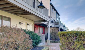 302 Swans Wharf Row, Newport, RI 02840