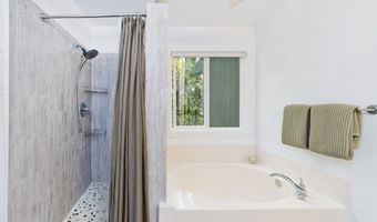 98 KAIWIKI Rd, Hilo, HI 96720