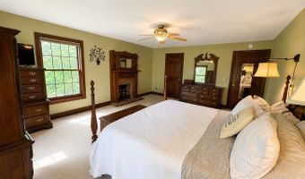 7625 Edria Ln, Athens, OH 45701