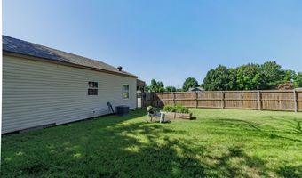 101 N Hubbard St, Alvord, TX 76225
