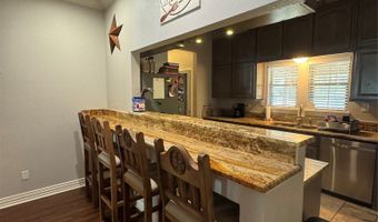 510 N Friou St, Alvarado, TX 76009