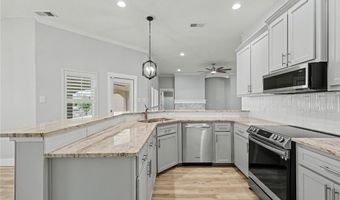 950 S Bay St, Aransas Pass, TX 78336