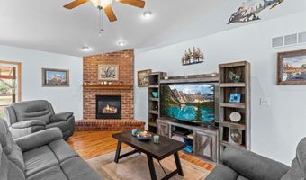2243 Breckenridge Dr, Berthoud, CO 80513
