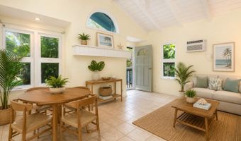 1254 Ulupii St, Kailua, HI 96734