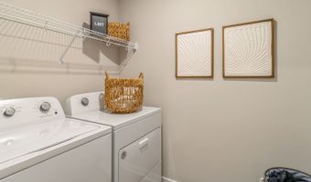 4002 2ND Ave SW, Altoona, IA 50009