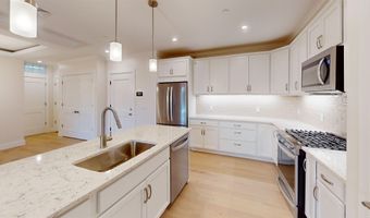 1 Longview Dr 108, Atkinson, NH 03811