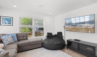 327 OAKWOOD St, Bethany Beach, DE 19930