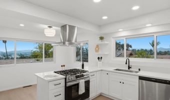 810 Omar Dr, Escondido, CA 92025