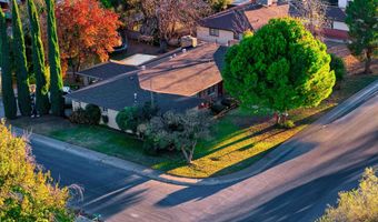 1510 S Country Club Cir, Carlsbad, NM 88220