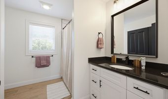 1479 Main St, Acushnet, MA 02743