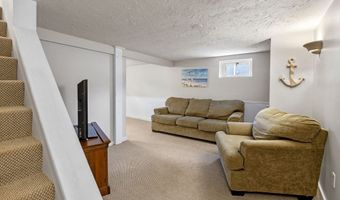 33 Jordan St, Beverly, MA 01915