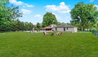 27 Southview Ter S, Middletown, NJ 07748