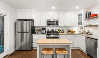 1744 Blossom Ln, Austell, GA 30168