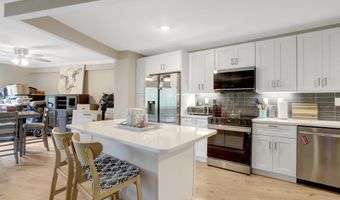 205 YOAKUM Pkwy 314, Alexandria, VA 22304