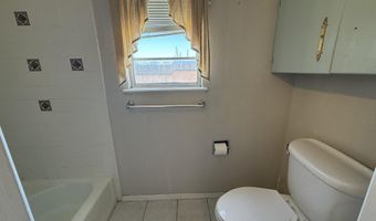 1901 W Briscoe Ave, Artesia, NM 88210
