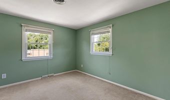 205 CLOVER Dr, Hockessin, DE 19707
