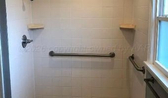2103 PARKER St, Amarillo, TX 79109