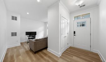 7413 ROCKY CREEK Ter, Annandale, VA 22003