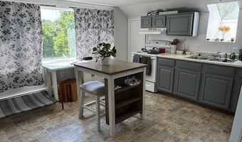 1088 Main St, Hopkinton, RI 02832