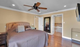 1044 S Burlwood Dr, Anaheim, CA 92807