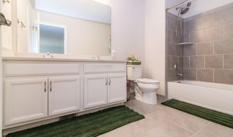 2544 Oxford Cir, Ann Arbor, MI 48103