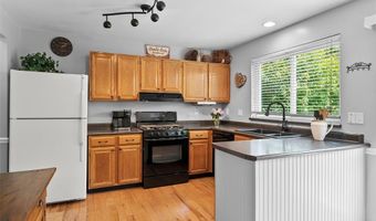 288 Brightfield Dr, Ballwin, MO 63021