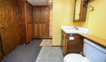 2010 SE 14th Ave, Aberdeen, SD 57401