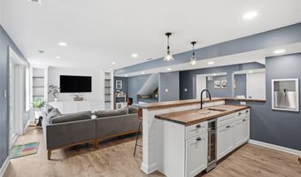 212 Pinnacle Ct, Adams Twp., PA 16059