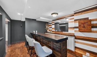 6092 Martha N Dr, Aurora, IN 47001