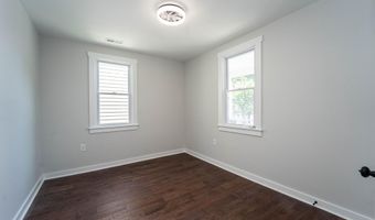 16 PAROLE St, Annapolis, MD 21401