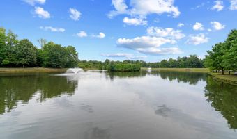 15612 EVERGLADE Ln 401, Bowie, MD 20716