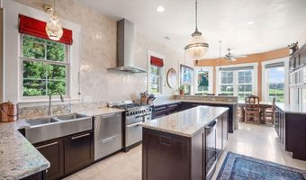 3 Butterfield Ln, Beaufort, SC 29907